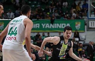 Tecrübeli forvet Sakarya Büyükşehir Basketbol’da