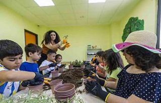 Toroslar Çocuk Kampüsü ile çocuklar bilimi eğlenceyle...