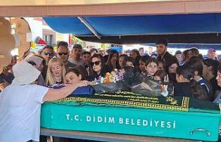 Trafik kazasında hayatını kaybeden 14 yaşındaki...