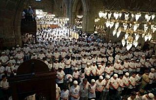 TÜGVA, Erzurum’da 6 bin 237 öğrenciyi Ulu Cami’de...