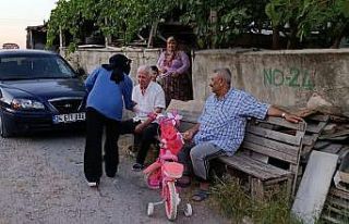 Unutulan gelenek canlandı: Kadın muhtar, mahalleliyi...