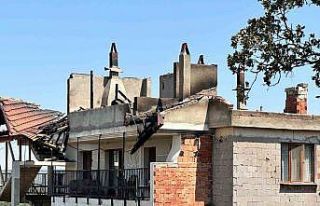 Uşak’taki orman yangını kısmen kontrol altında