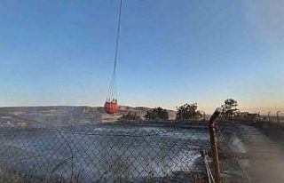 Yangında helikopter suyu havuzdan aldı: Orman yangınına...