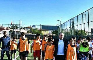 Yeşilyurt Spor’un Gençler Akademi Seçmeleri yoğun...