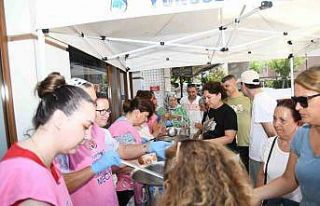 Yunusemre Kent Konseyinden aşure hayrı