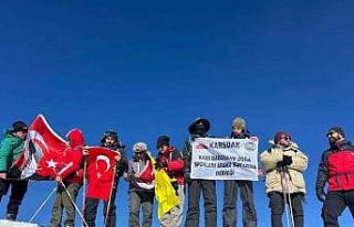 12 sporcu 30 Ağustos’ta Ağrı Dağı’nın zirvesine...