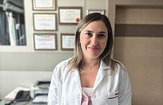 20 yaşında kendi karın zarından vajinası oldu