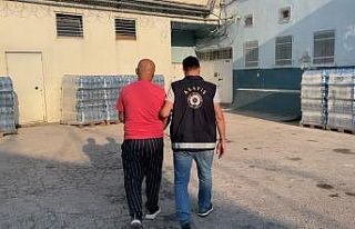 37 yıl hapis cezasıyla aranan firari hükümlüyü...