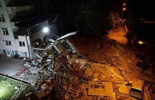 6,1’lik depremde 1 kişinin hayatını kaybettiği...