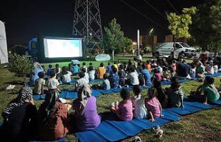 Adıyaman Belediyesinden açık hava sinema gecesi