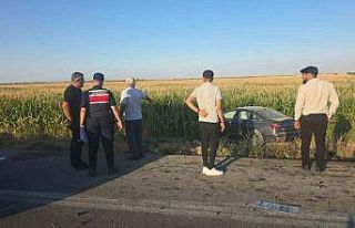 Aksaray’da kazada iki otomobil mısır tarlasına...