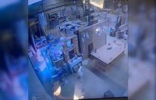 Alanya’da mobilya atölyesinin kundaklandığı...