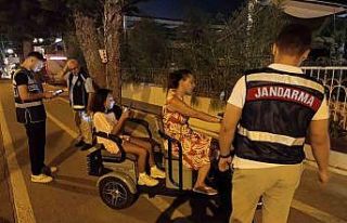 Alanya’da yaya yollarına araçla giren 20 sürücüye...