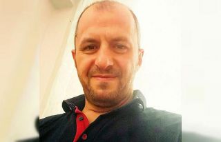 Ampul değiştirmek için çıktığı direkten düşerek...