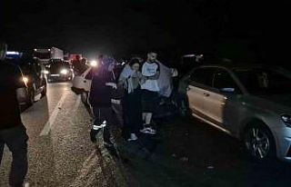 Anadolu Otoyolu’nda zincirleme kaza: 4 yaralı