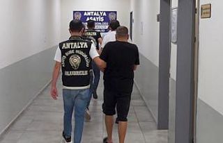 Antalya merkezli tarihi eser dolandırıcılığı...