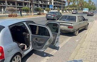 Antalya’da 3 otomobilin karıştığı zincirleme...