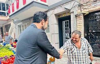 Arınç, pazarcı esnafını dinledi