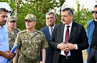 Askeri tesis inşaatlarını incelediler