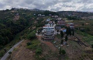 Atıl durumda bulunan bina Alzheimer Gündüz Bakımevi...