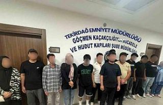 Avrupa’ya kaçmak için kamyonete özel bölme yapmışlar:19...