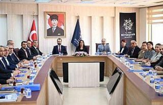 Aydın’a dönen Başkan Çerçioğlu, ilk toplantısını...