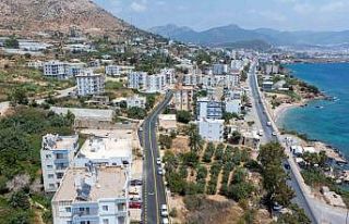 Aydıncık’ta yollar yenilendi