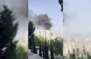 Bağcılar 2040 Sokak’taki 15 katlı bir binada...