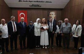 Bakan Göktaş, Aile ve Gençlik Fonu kullanan çiftin...