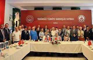 Bakan Göktaş Şehit yakınları ve gaziler ile bir...