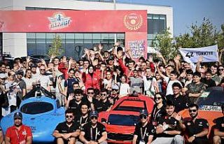 Bakan Kacır’dan TEKNOFEST’e 7’den 77’ye davet:...