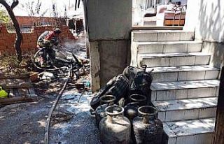 Balıkesir’de ev yangını korkuttu