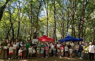 Bartın’da Aile Yılı temalı "Ailemle Ormanda"...