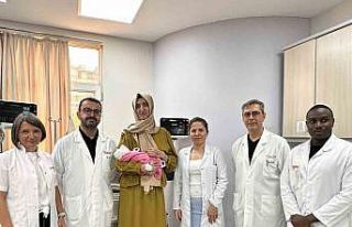 Başkent Hastanesinde hayat kurtaran operasyon: Anne...