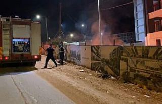 Bekçi inşaatta ateş yaktı mahalle ayağa kalktı