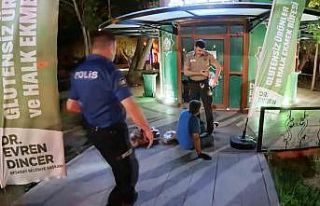 Belediye büfesini soyan hırsız suçüstü yakalandı