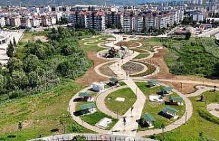 Beton bloklar yerine halkın nefes alacağı alan:...