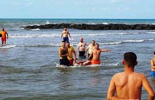 Boğulma vakalarının arttığı Samsun’da "denize...
