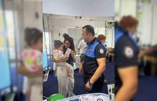 Bolu’da polis ekipleri vatandaşları bilgilendirdi