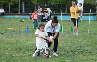Bu kez çocukların yarışına aileler de dahil oldu