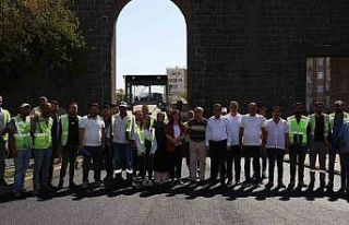 Bucak, asfalt çalışmasını yerinde inceledi