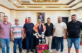 Burhaniye deveciler derneğinden Kaymakam Atilla’ya...