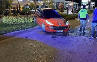 Bursa’da kontrolden çıkan otomobil takla attı:...