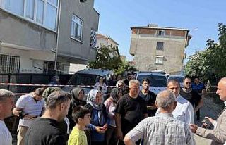 Büyükçekmece’de boşaltılan binalarda inceleme...