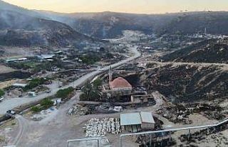 Çanakkale’de 4 köyün etkilendiği orman yangınını...