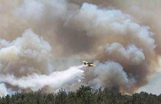 Çanakkale’de alevler yeniden yükseldi, havadan...