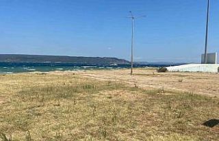 Çanakkale’de sahilde patlamamış top mermisi bulundu