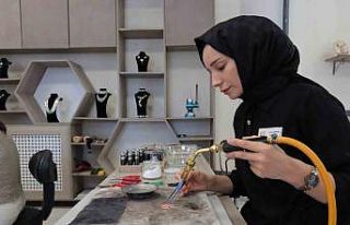 Çapa yapan eller artık gümüşe şekil veriyor