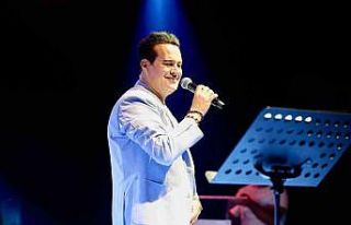 Çekmeköy’de 30 Ağustos coşkusu Hakan Peker konseriyle...