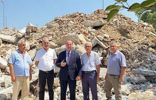 CHP’li Akay, Düzce’de deprem sonrası yarım...